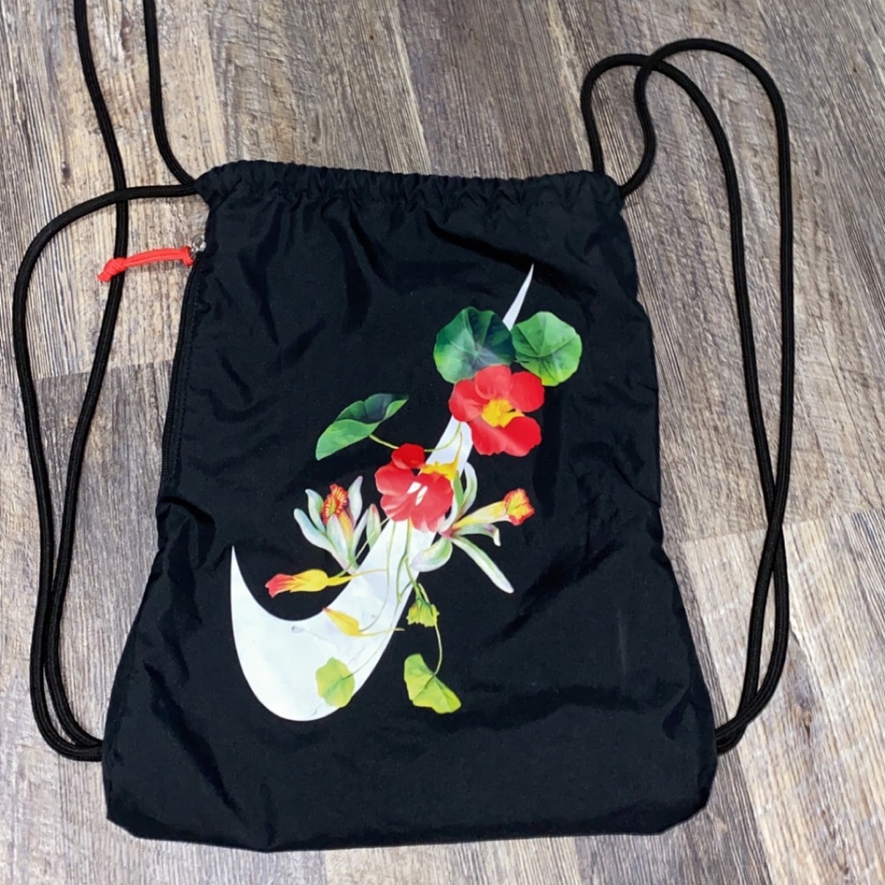 NIKE drawstring bag